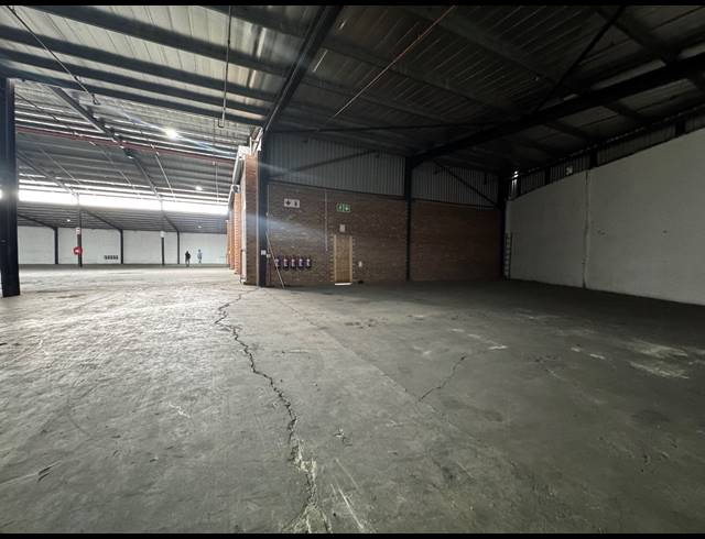 7,500M² WAREHOUSE TO LET IN MPUMALANGA